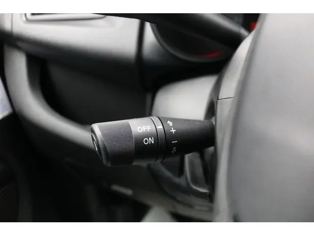 Opel Combo 1.3 CDTi L2 H1 Sport Koelwagen 2018 Diesel 25
