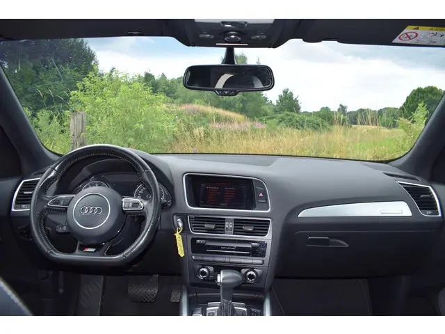 Audi Q5 2.0 TFSI quattro Sport Edition 2016 Benzine 32