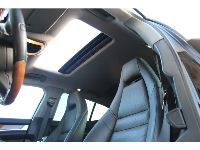 Porsche Panamera 4.8 S 2012 Benzine 40