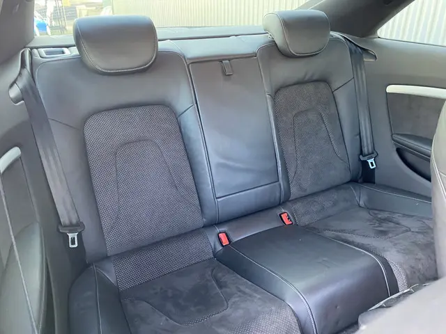 Audi A5 Coupé 1.8 TFSI Pro Line S 2012 Benzine 17