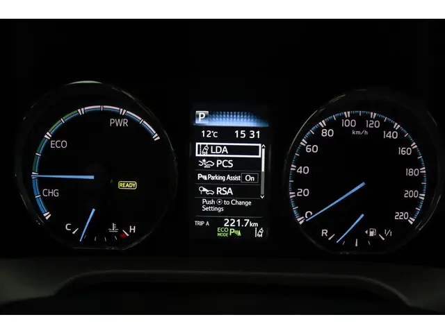 Toyota RAV4 2.5 Hybrid AWD Style 2018 Hybride Benzine 6