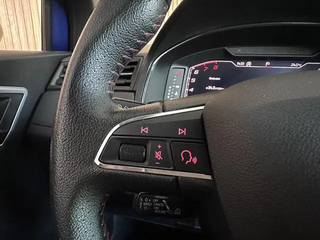 SEAT Arona 1.0 TSI FR Business Intense Plus 2021 Benzine 25