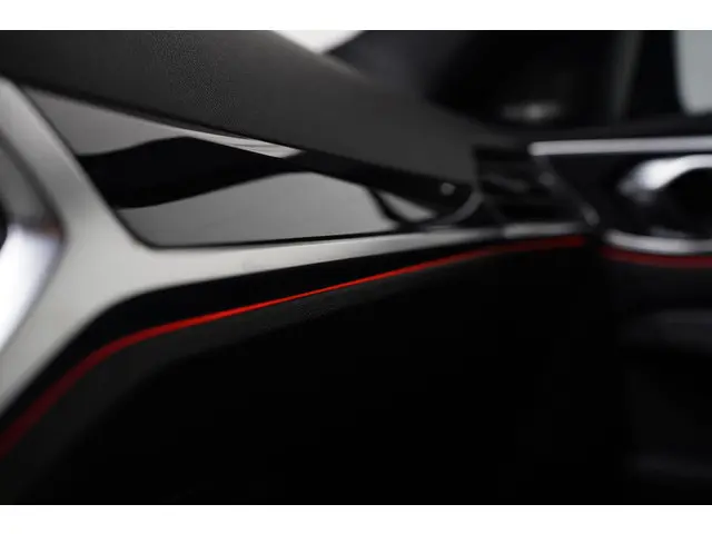 BMW M4 4-serie Coupé Competition 2021 Benzine 37