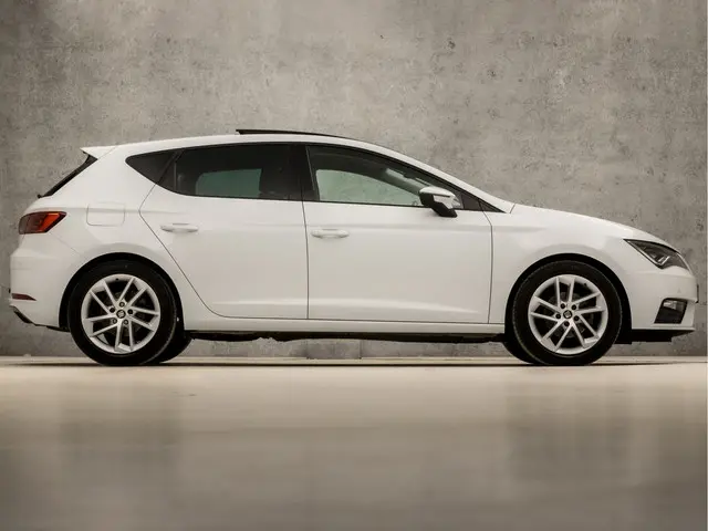 SEAT Leon 1.0 TSI Intense Sport 2018 Benzine 4