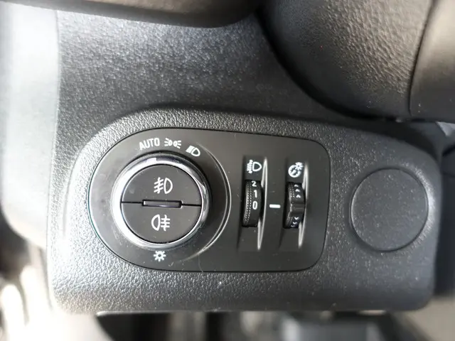 Opel Combo 1.5D Euro 6 L2 Sport Edition- 2019 Diesel 21
