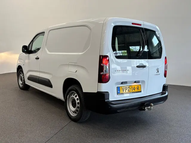 Peugeot Partner 1.5 BlueHDI Premium Long 2022 Diesel 12