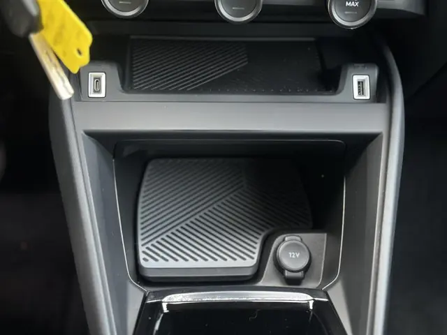 Citroën ë-C4 Live 50 kWh 2022 Elektrisch 22