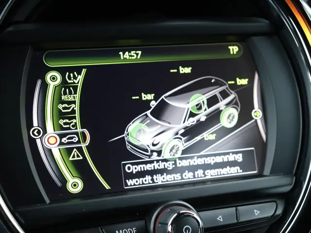 MINI Clubman Mini 1.5 One Business 2016 Benzine 13