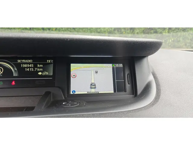 Renault Scénic 1.2 TCe Bose 2013 Benzine 22