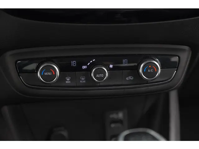 Opel Crossland X 110 Turbo Innovation 2019 Benzine 38