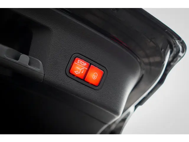Mercedes-Benz GLE Coupé 400 4MATIC 2017 Benzine 32