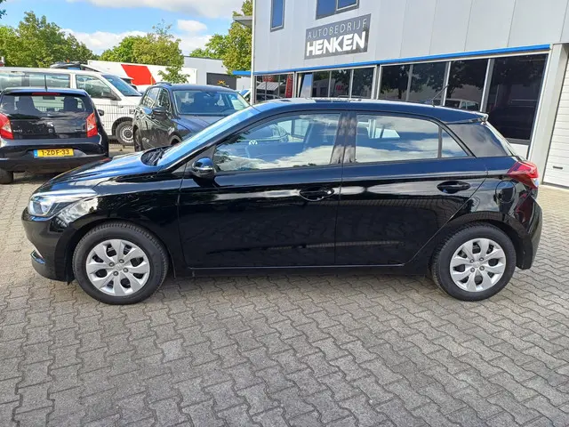 Hyundai i20 1.0 T-GDI 5DEURS/AIRCO/NAP/100PK 2019 Benzine 4