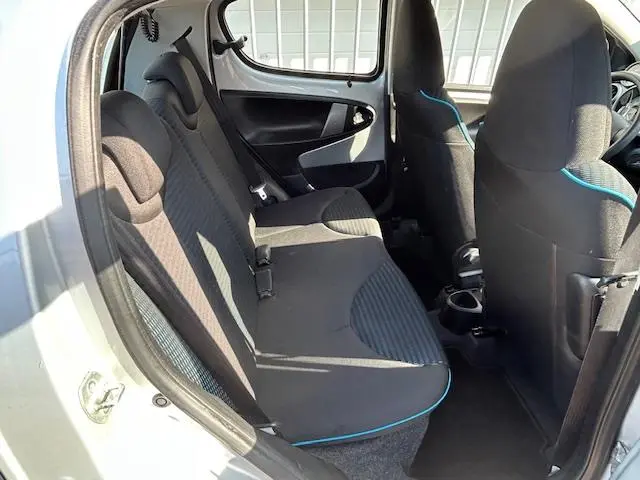 Peugeot 107 1.0 Active 2012 Benzine 14