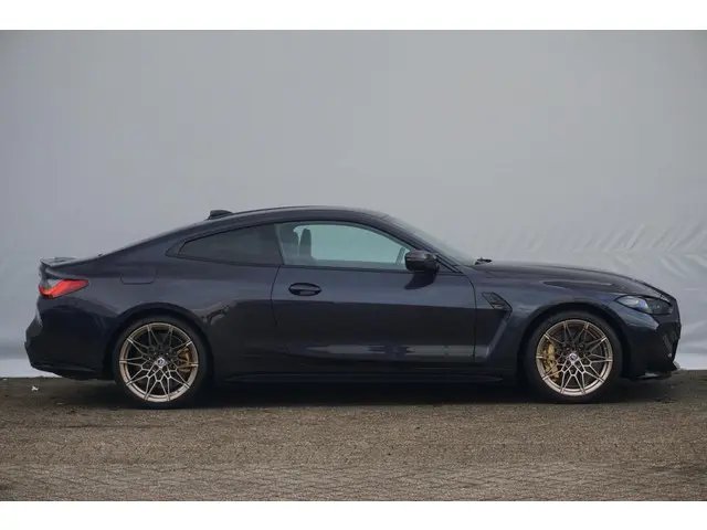 BMW M4 xDrive Competition Coupé 2023 Benzine 8