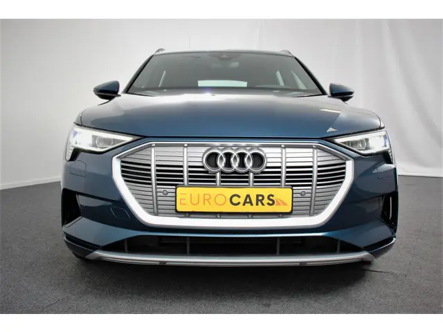 Audi e-tron 2