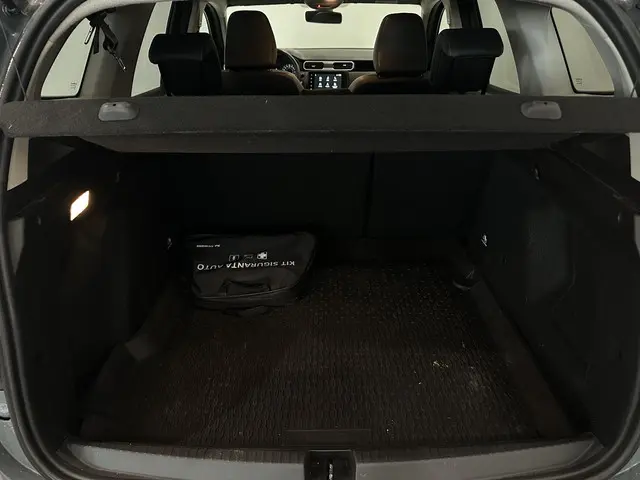 Dacia Duster 1.3 TCe 150 EDC Extreme 2023 Benzine 9