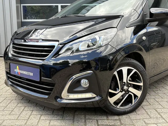 Peugeot 108 1.2 VTi Allure 2014 Benzine 21
