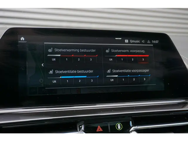 BMW 8 Serie Gran Coupé 840i 2020 Benzine 17