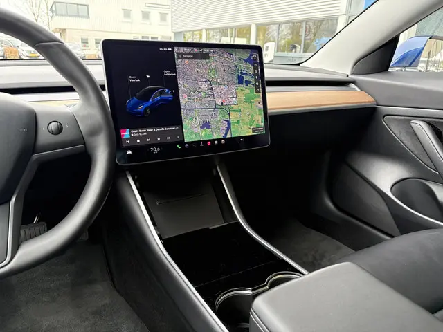 Tesla Model 3 Standard RWD Plus 60 kWh 2020 Elektrisch 20