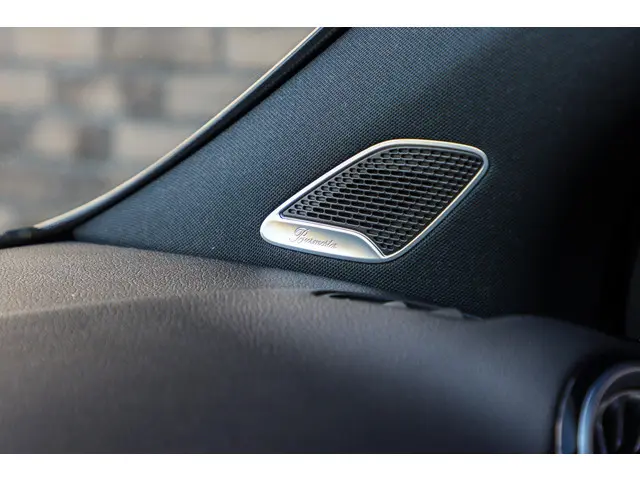 Mercedes-Benz GLA 250 e Style 2022 Hybride Benzine 44