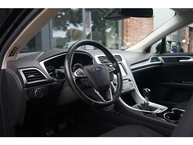 Ford Mondeo Wagon 1.5 Ecoboost Edition 2016 Benzine 2