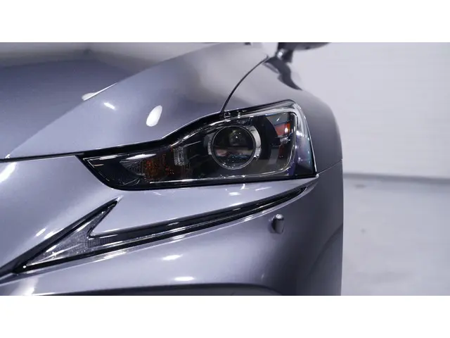 Lexus IS 300h Hybrid 2020 Hybride Benzine 11