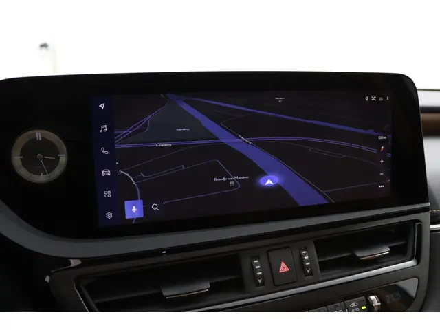 Lexus ES 300h Executive Line 2024 Hybride Benzine 25