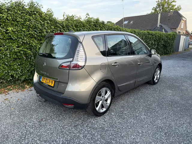 Renault Scénic 1.2 TCe Collection 2013 Benzine 3