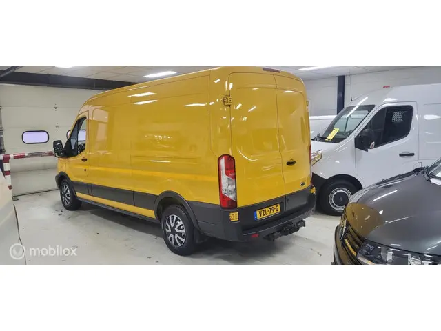 Ford Transit 350 2.0 TDCI L3H2 Ambiente 2017 Diesel 4