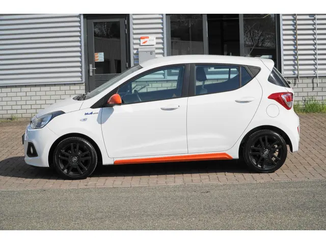 Hyundai i10 1.0i i-Motion Comfort NAVI APP'S 2014 Benzine 5