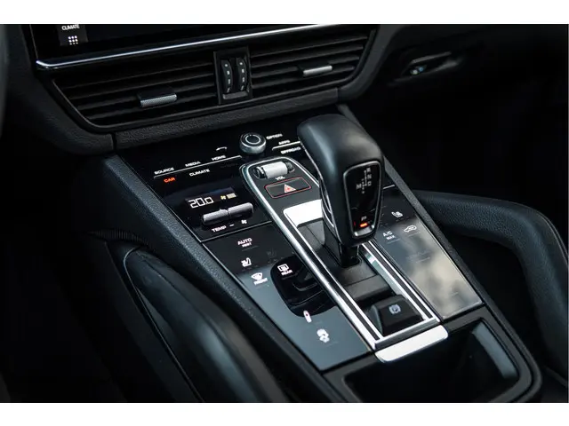 Porsche Cayenne Coupé 3.0 V6 340pk 2020 Benzine 25