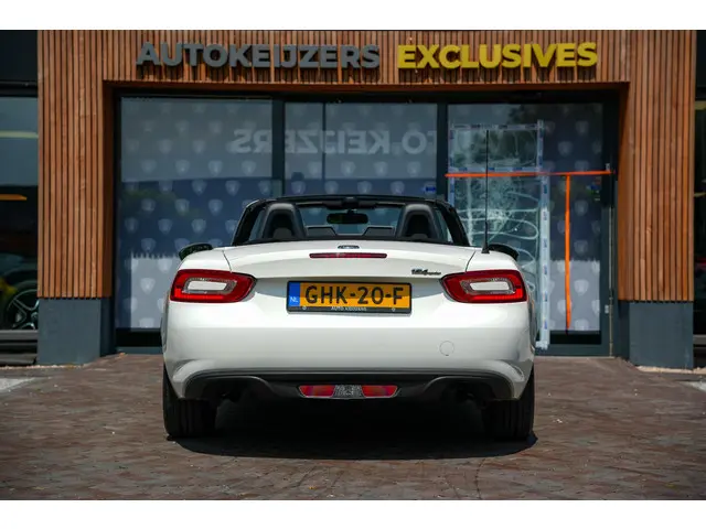 Fiat 124 Spider 1.4 MultiAir Turbo 2017 Benzine 9