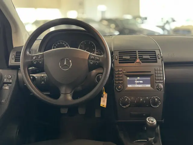 Mercedes-Benz A-Klasse 160 BlueEFFICIENCY 2012 Benzine 14