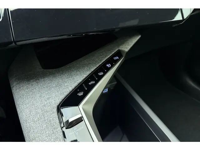 Peugeot 3008 1.2 Hybrid 145 Allure 2025 Hybride Benzine 27