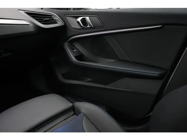 BMW 2 Serie Gran Coupé 218i M-Sport Pro 2023 Benzine 67