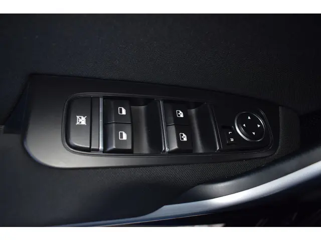 Kia Ceed 1.0 T-GDi DynamicLine X-Tra 2022 Benzine 9
