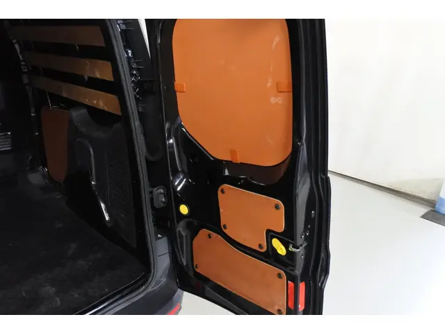 Ford Transit Connect 1.5 TDCi Edition 2018 Diesel 10