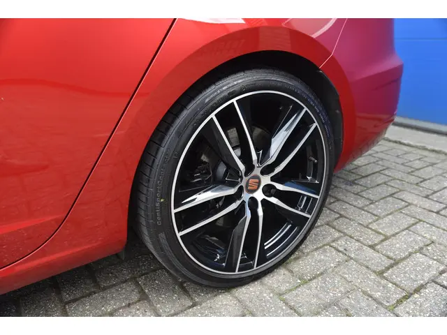 SEAT Leon ST 2.0 TSI 4DRIVE CUPRA 2019 Benzine 37