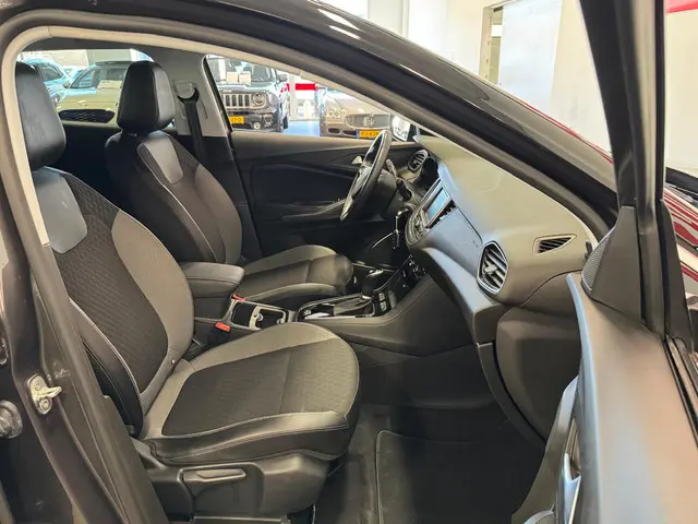 Opel Grandland X 1.2 Turbo 2020 Benzine 17