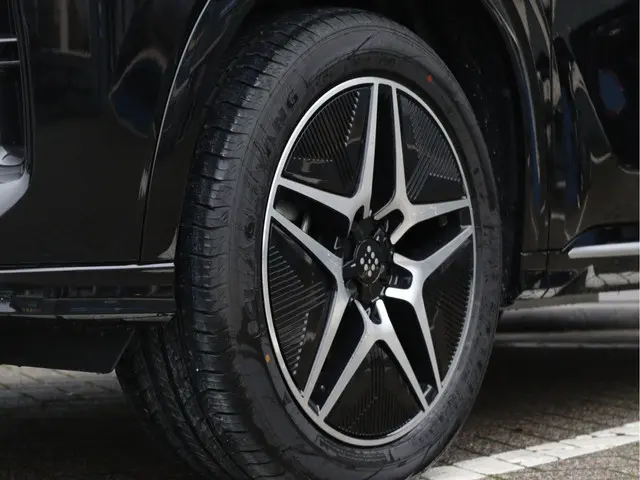 DFSK E5 PHEV 1.5 2025 Hybride Benzine 16