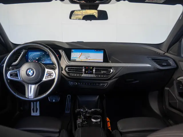 BMW 1 Serie 116i 2021 Benzine 9