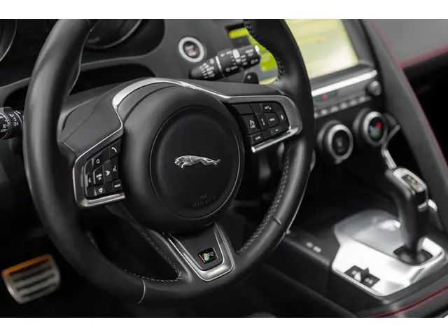Jaguar E-PACE 2.0 P250 AWD First Edition 2018 Benzine 11