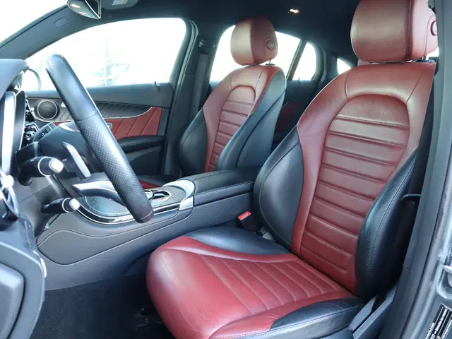 Mercedes-Benz GLC Coupé 250 4MATIC 2017 Benzine 8