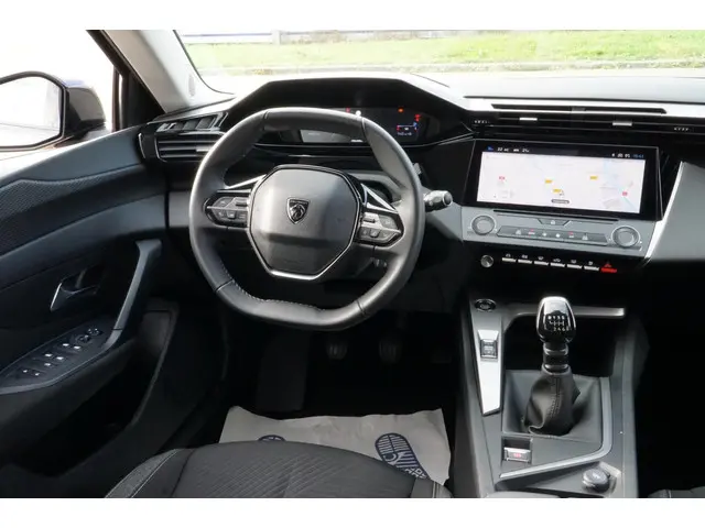 Peugeot 308 SW 1.2 PureTech EERSTE EIGENAAR 2022 Benzine 10