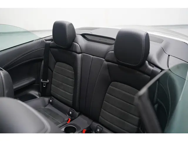 Mercedes-Benz C-Klasse Cabrio 180 AMG Line 2023 Benzine 62