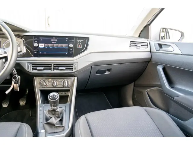 Volkswagen Polo 1.0 TSI Comfortline 2019 Benzine 31