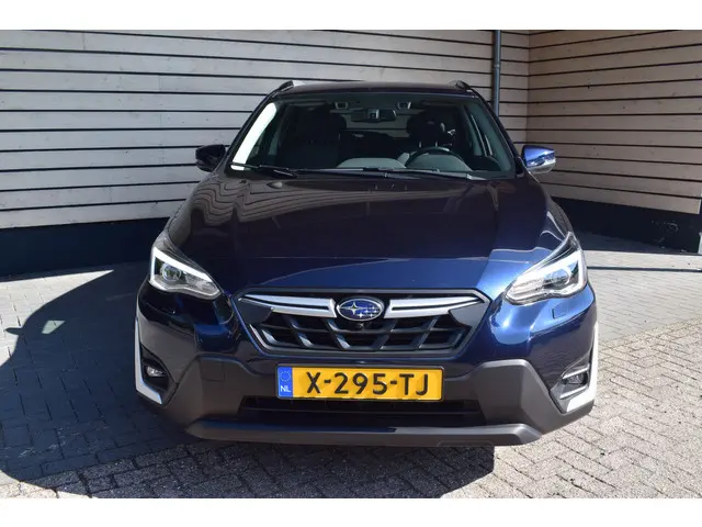 Subaru XV 2.0i e-BOXER Luxury 2022 Hybride Benzine 3