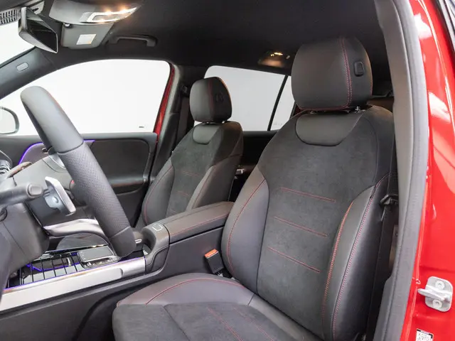Mercedes-Benz EQB 250+ Business Edition 2024 Elektrisch 9