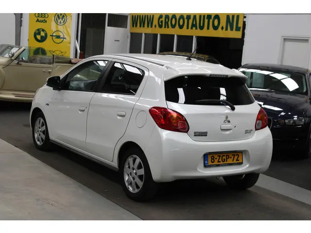 Mitsubishi Space Star 1.2 Intense Automaat 2014 Benzine 3