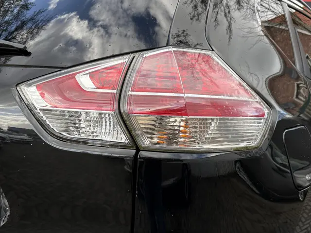 Nissan X-Trail 1.6 DIG-T Connect Edition 2015 Benzine 9